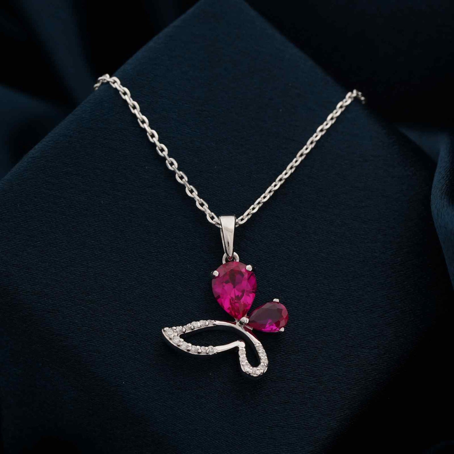 Pendant necklace For women