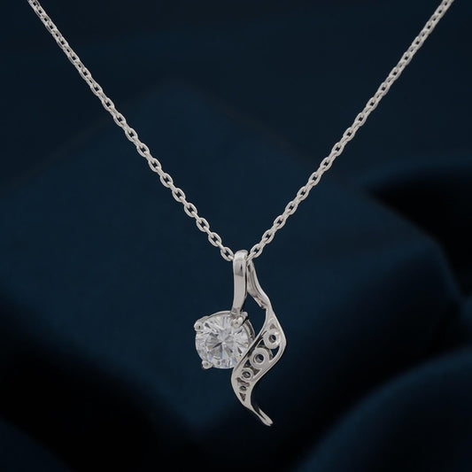 Pendant necklace For women