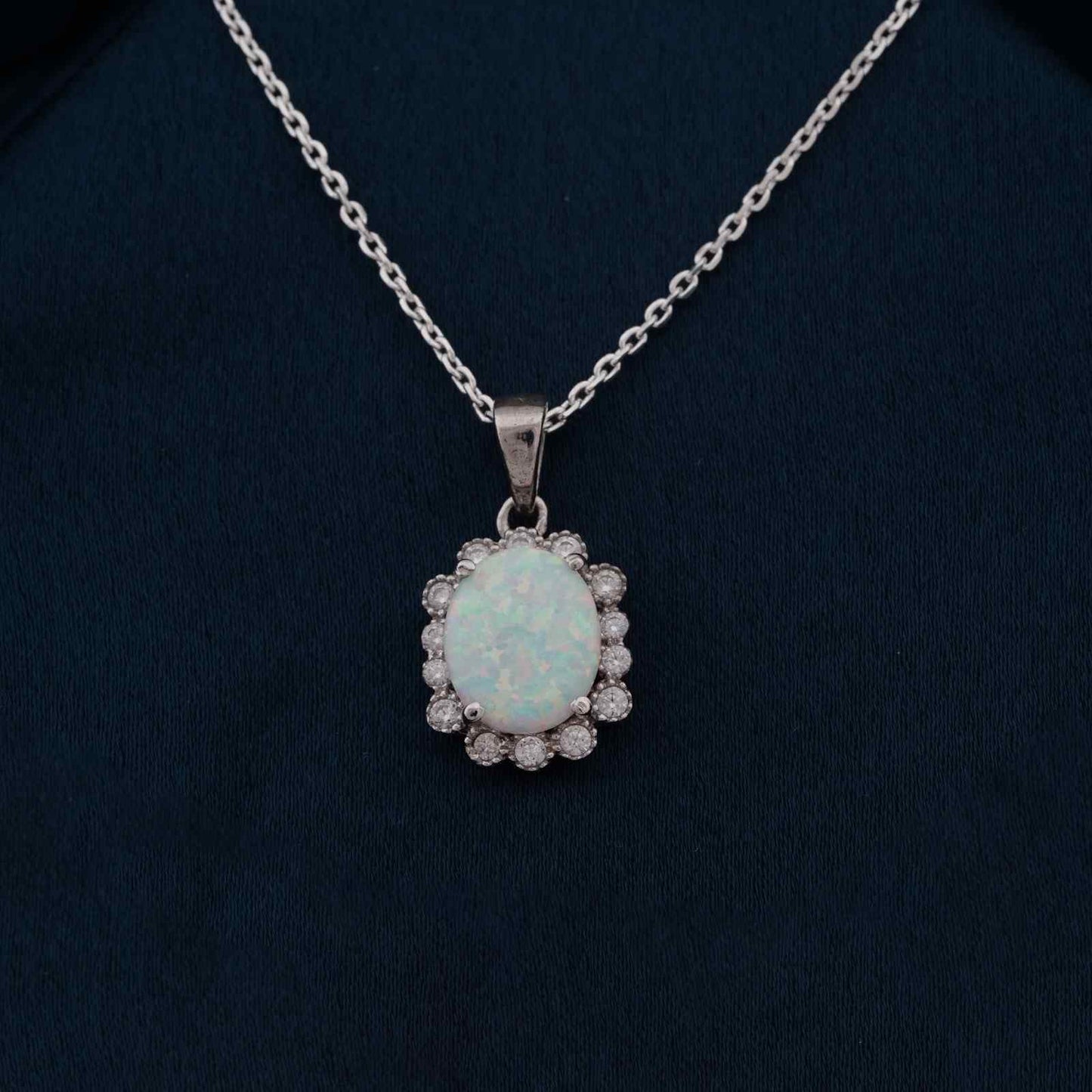 Pendant necklace For women