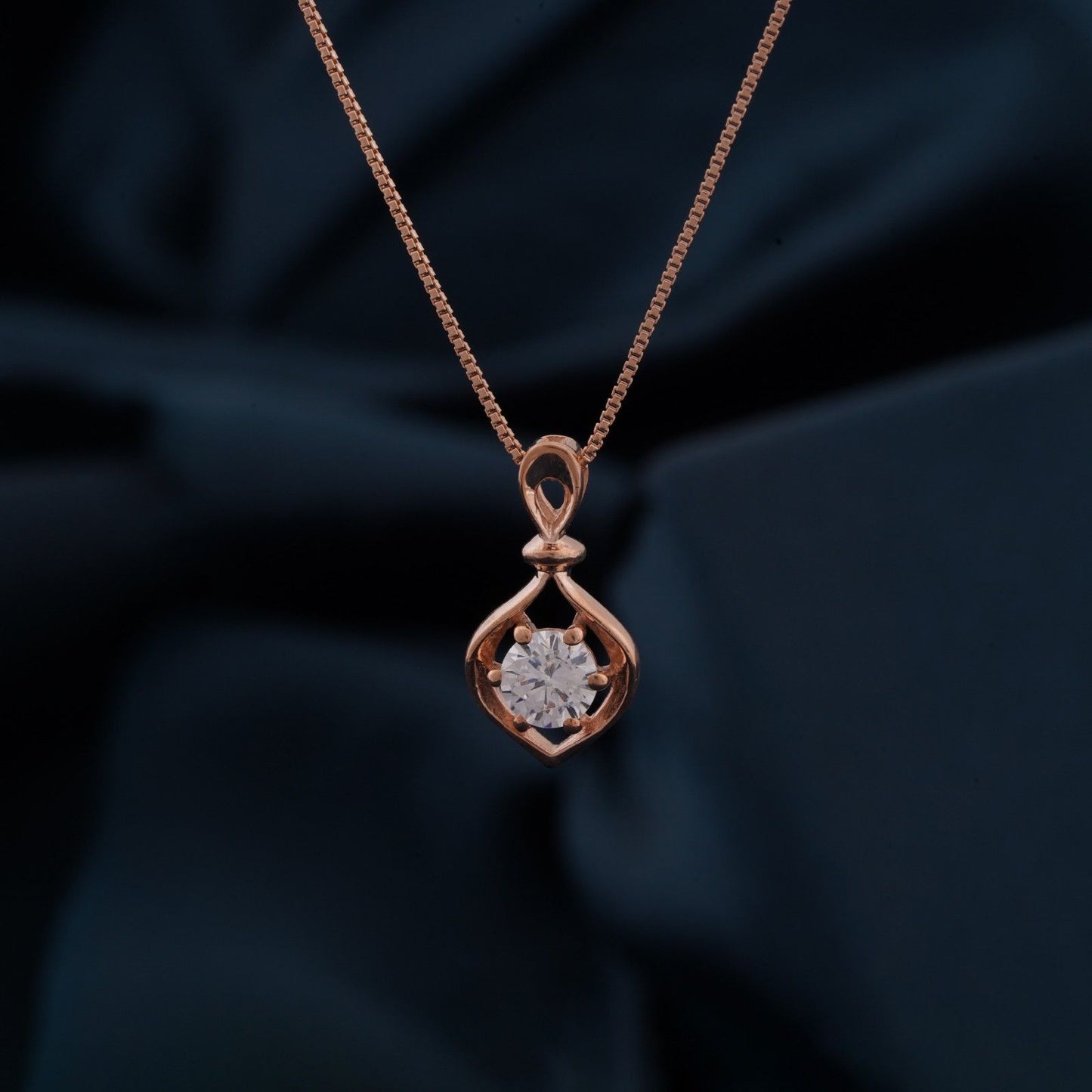 Rose Gold Winsey Dazzling Pendant